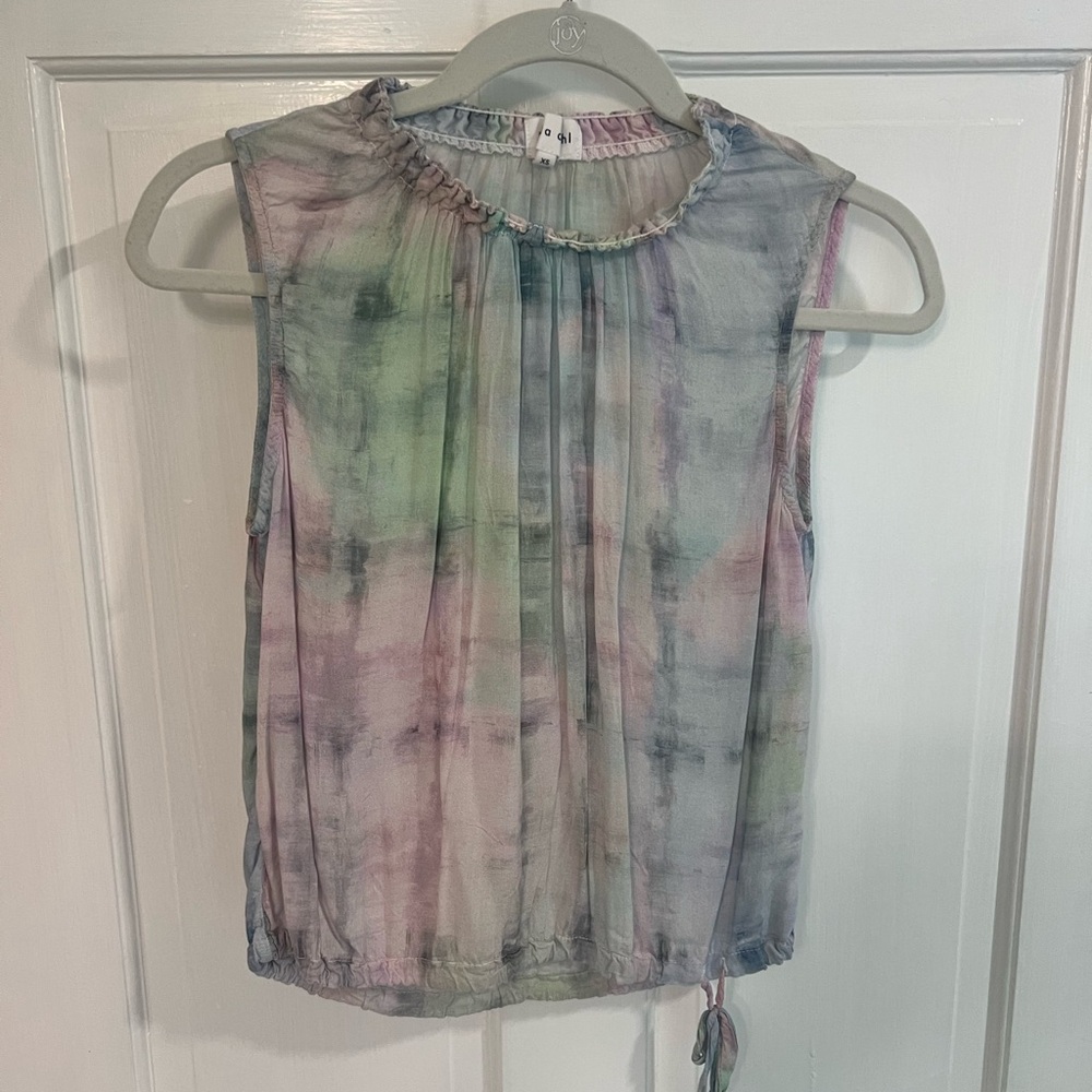 Bella Dahl tie dye tank🩵🩷💛